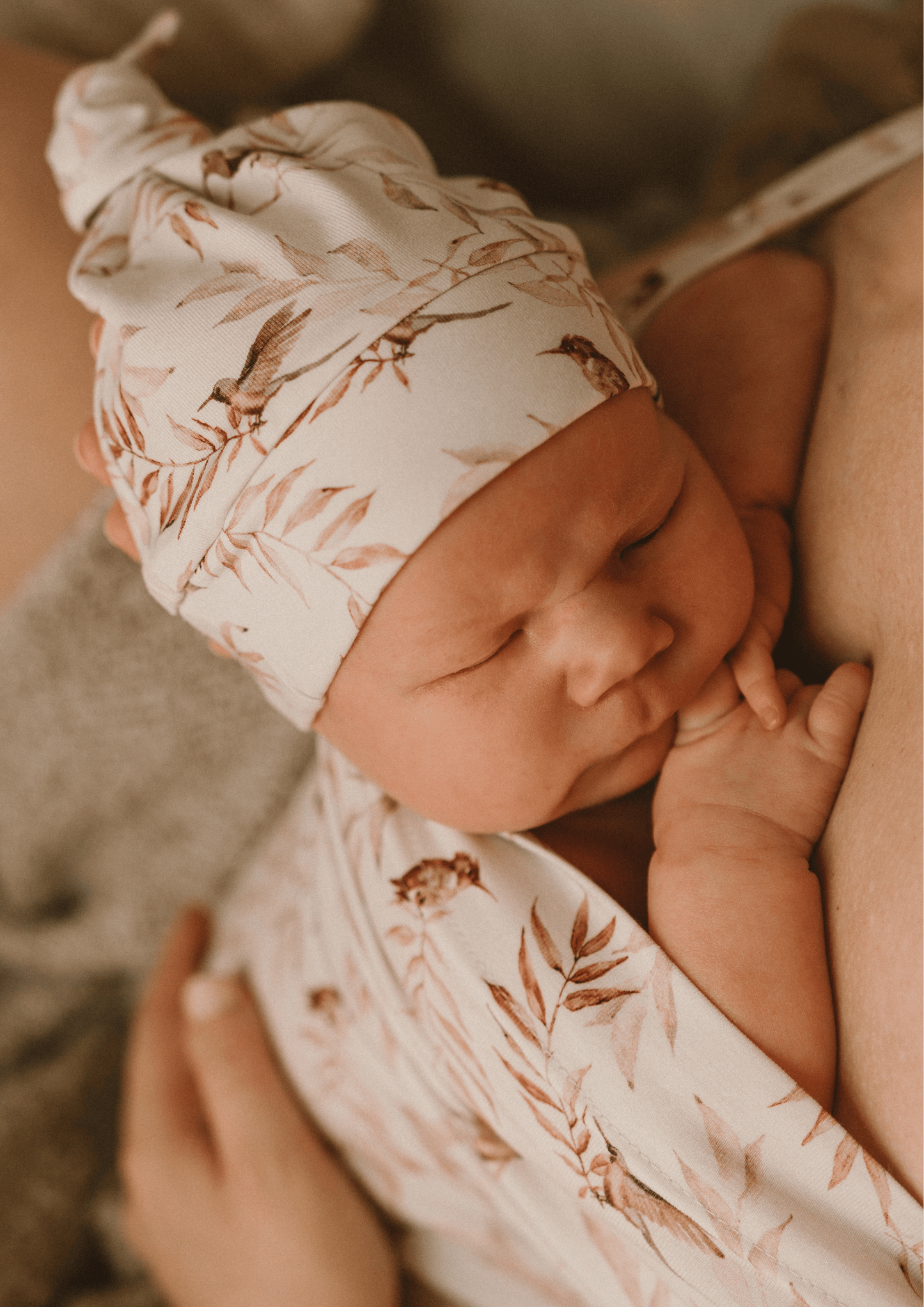 Newborn mutsje - top knot - Natural Birdy