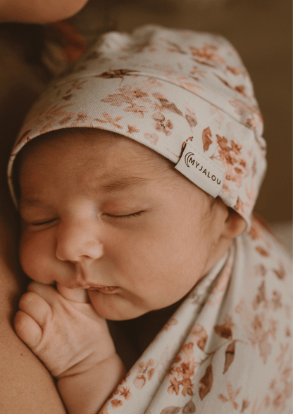 Newborn hat - top knot - Birds of Paradise