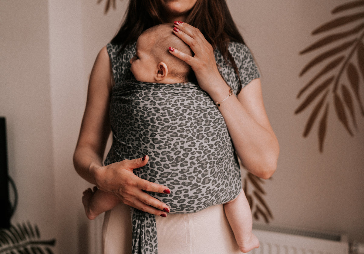 My Jalou Wrap - draagdoek - late grey leopard animal print baby ergonomisch rekbare